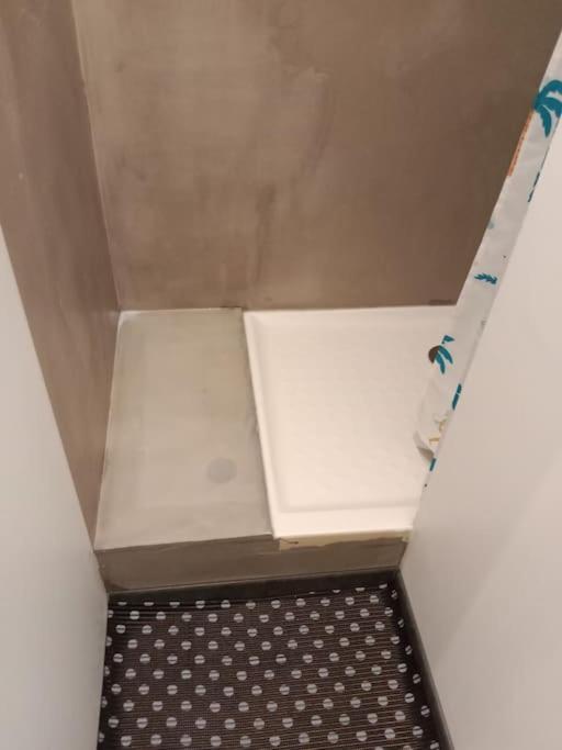 Insolite 46 Chambéry Extérieur photo